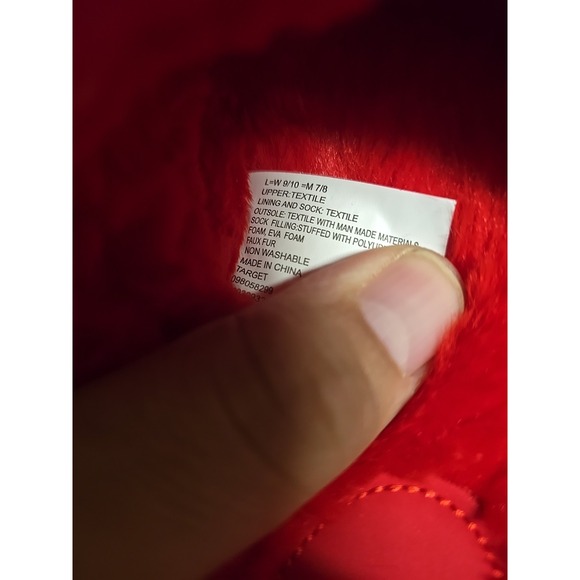 Wondershop Target Exclusive Red Bullseye Slippers-L M 7/8 NWOT - Picture 4 of 5